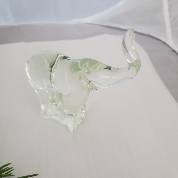 Elephant Clear Glass Standing Trunk Up - Picture 2 of 9